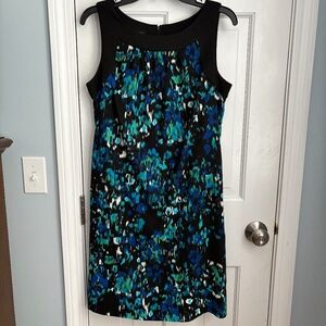 Perfect casual dress!  Size 10.